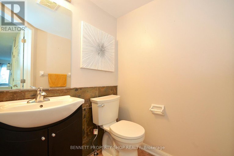 28876724/706-sanibel-private/westcliffe-estates/ottawa/ontario/K2H0A8_13