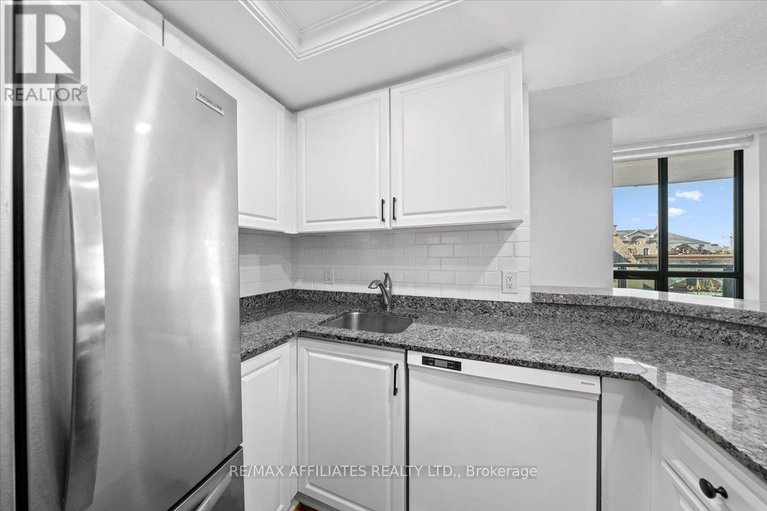 28956686/308-15-murray-street/lower-townbyward-market/ottawa/ontario/K1N9M5_8