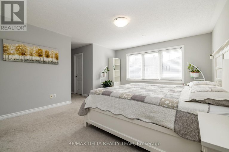 28750818/218-enclave-walk/mer-bleuebradley-estatesanderson-park/ottawa/ontario/K1W0J4_12