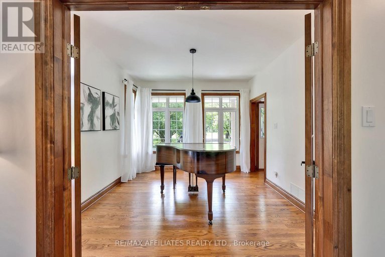 28469895/3-kimini-drive/remainder-of-stittsville-area/ottawa/ontario/K2S1S6_5
