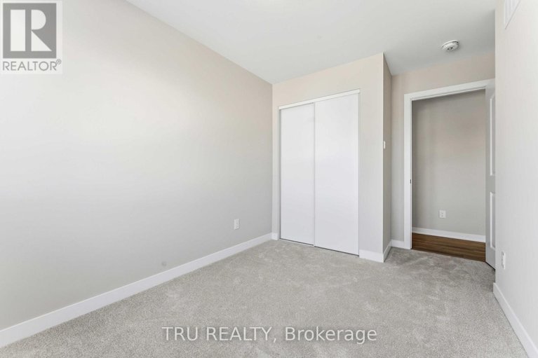 29381143/706-expansion-road/half-moon-bay/ottawa/ontario/K2J7G4_34