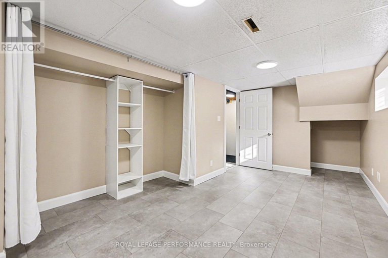 29388559/975-sheridan-avenue/carlington/ottawa/ontario/K1Z6M4_20