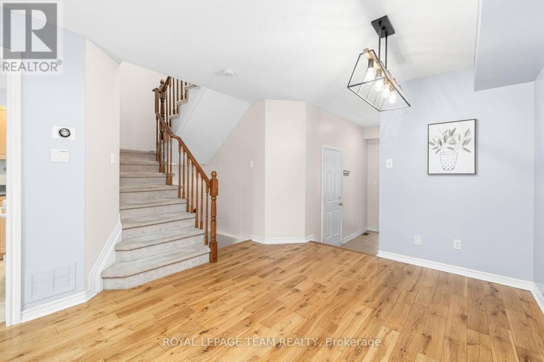 29688485/189-gray-crescent/beaverbrook/ottawa/ontario/K2K3L8_11