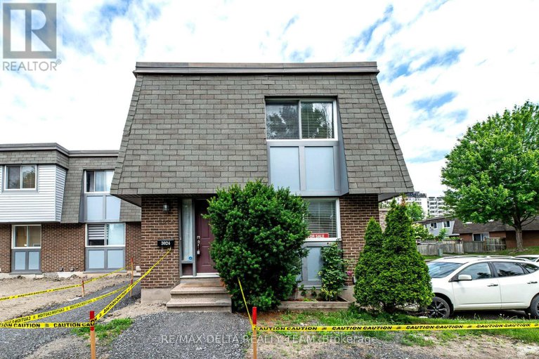 - - 3024 Fairlea Crescent