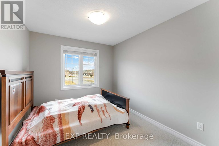 28572784/347-mountain-sorrel-way/avalon-west/ottawa/ontario/K4A1H7_8
