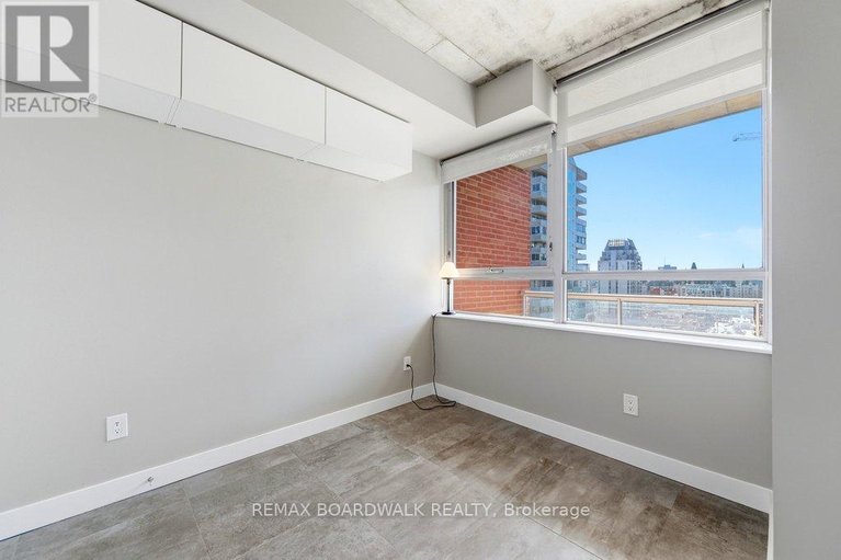 29639076/1507-179-george-street/lower-townbyward-market/ottawa/ontario/K1N1J8_17