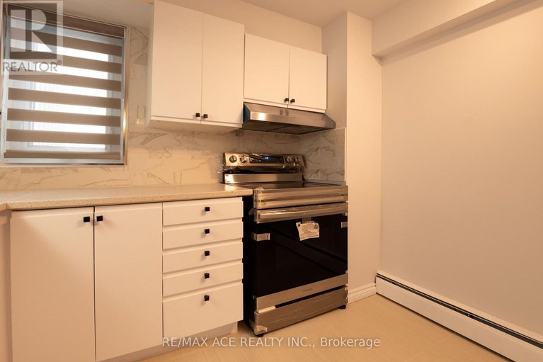 29252814/1506-1171-ambleside-drive/woodroffe/ottawa/ontario/K2B8E1_11