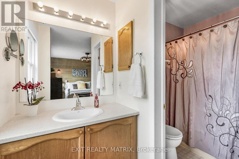 28812428/1503-briarfield-crescent/fallingbrookridgemount/ottawa/ontario/K4A1W6_20