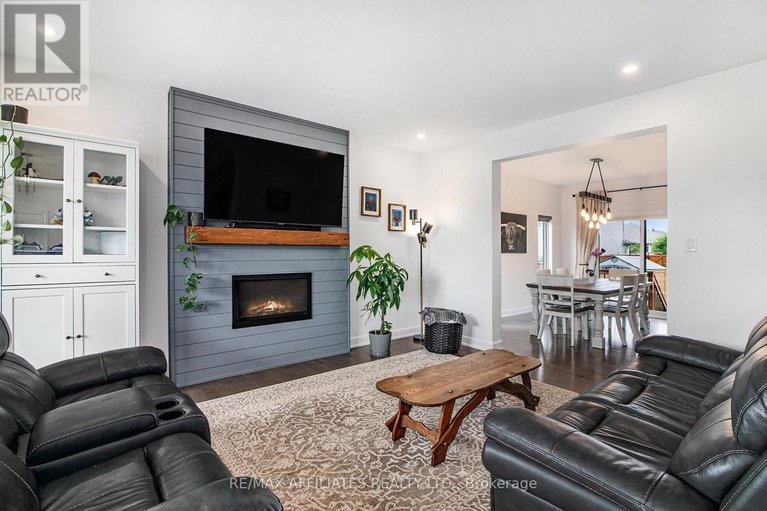 28460427/129-lyon-street/embrun/russell/ontario/K0A1W0_9