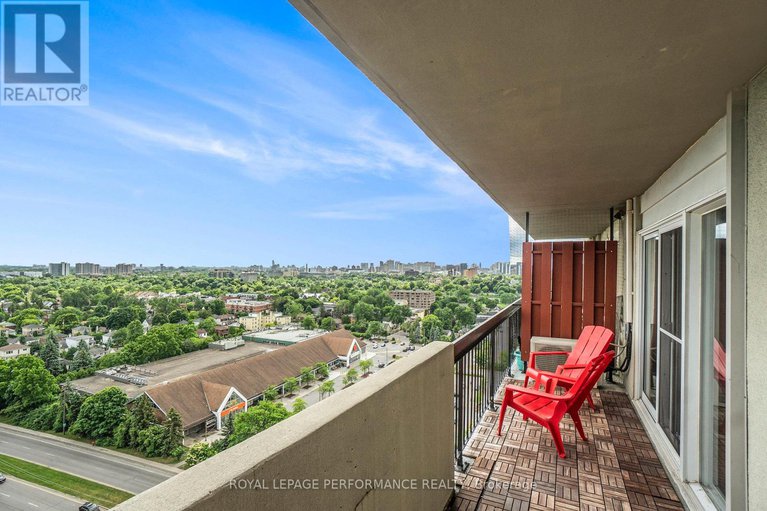 28505785/1806-158a-mcarthur-avenue/vanier/ottawa/ontario/K1L8C9_15