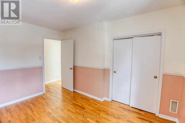 29101715/129-elm-street/west-centre-town/ottawa/ontario/K1R6N4_16