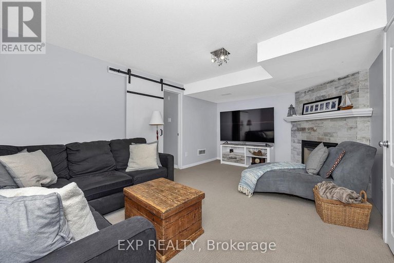 29324936/268-eye-bright-crescent/riverside-southgloucester-glen/ottawa/ontario/K1V2K7_35