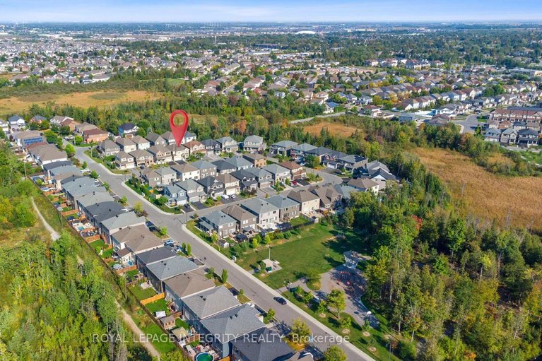 29595404/49-hawks-landing-crescent/stittsville-north/ottawa/ontario/K2S1W1_41