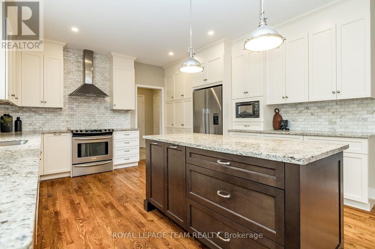 28541341/10-beechgrove-gardens/stittsville-south/ottawa/ontario/K2S1W5_14