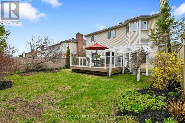 29674273/21-hime-crescent/hunt-club-park/ottawa/ontario/K1G4S1_34