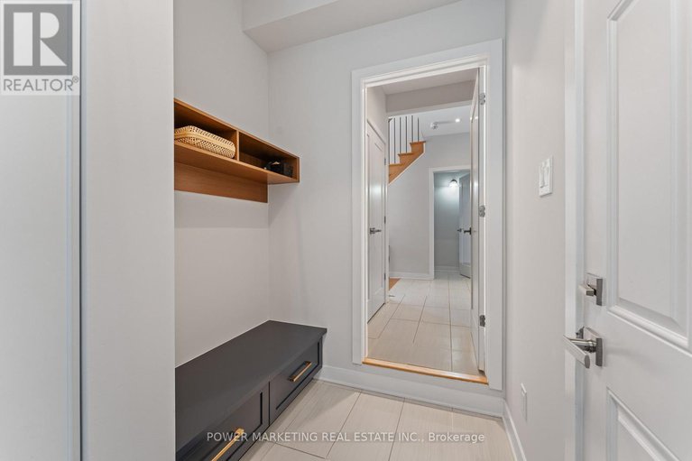 29041671/537-compass-street/mer-bleuebradley-estatesanderson-park/ottawa/ontario/K1W0J1_7