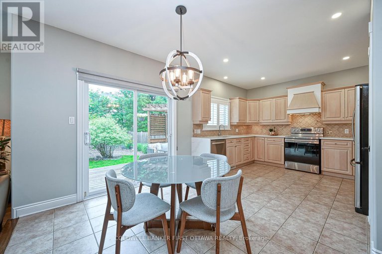 28556106/105-sirocco-crescent/stittsville-north/ottawa/ontario/K2S2C9_12