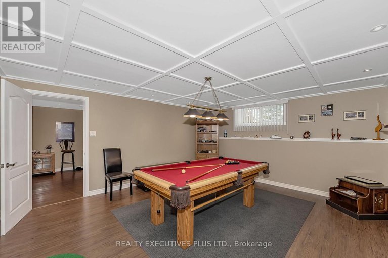 29580486/11-grove-street/iroquois/south-dundas/ontario/K0E1K0_27