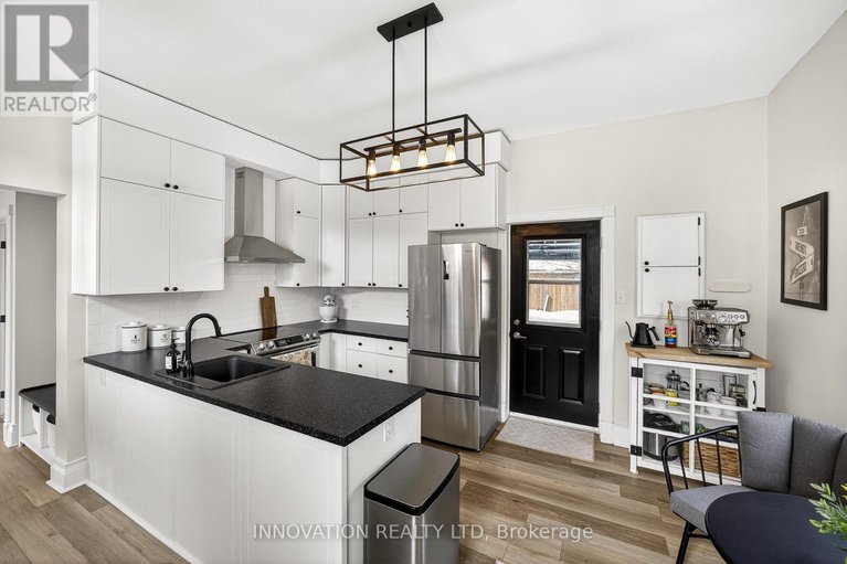 29457932/119-miguel-street/carleton-place/carleton-place/ontario/K7C1C8_12