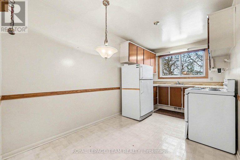 29231549/906-ivanhoe-avenue/queensway-terrace-north/ottawa/ontario/K2B5S5_13