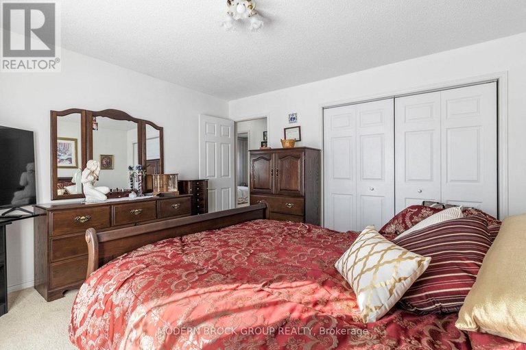 29289029/24-bernard-crescent/augusta-twp/augusta/ontario/K0E1P0_17