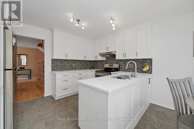 29659904/6569-tooney-drive/orleanssunridge/ottawa/ontario/K1C6G3_12