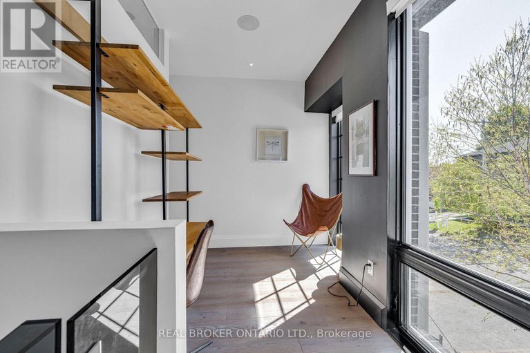28920283/287-dovercourt-avenue/westborohampton-park/ottawa/ontario/K1Z7H4_16