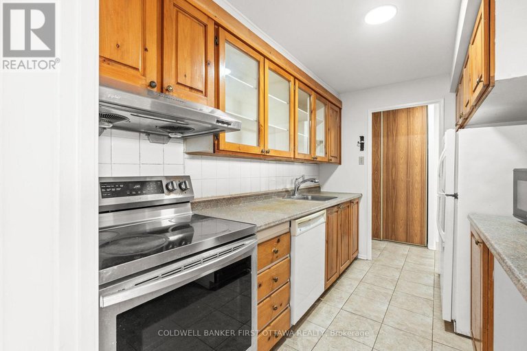 28477843/607-1025-richmond-road/woodroffe/ottawa/ontario/K2B8G8_15