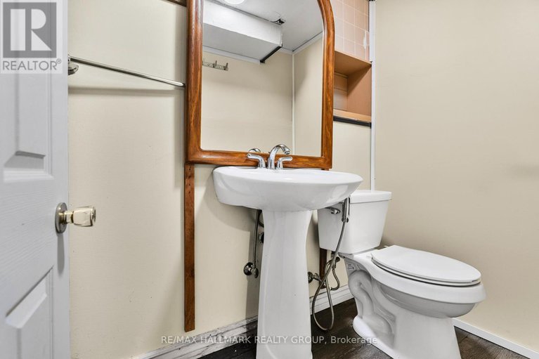 28984523/2666-regina-street/britannia/ottawa/ontario/K2B6X8_31