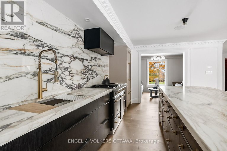 29057450/1041-brandywine-court/manotick-long-island-nicholls-island/ottawa/ontario/K4M1J2_9