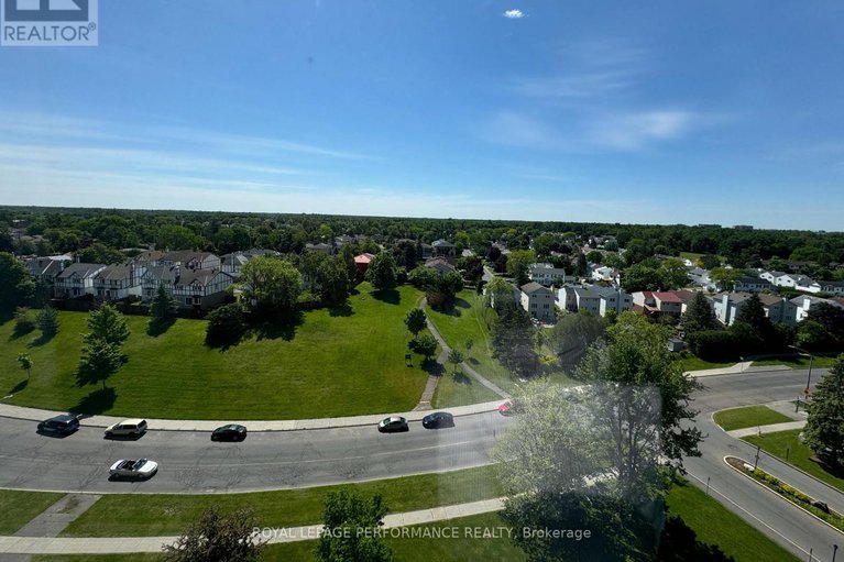 29442866/1209-2760-carousel-crescent/emerald-woodssawmill-creek/ottawa/ontario/K1T2N4_3