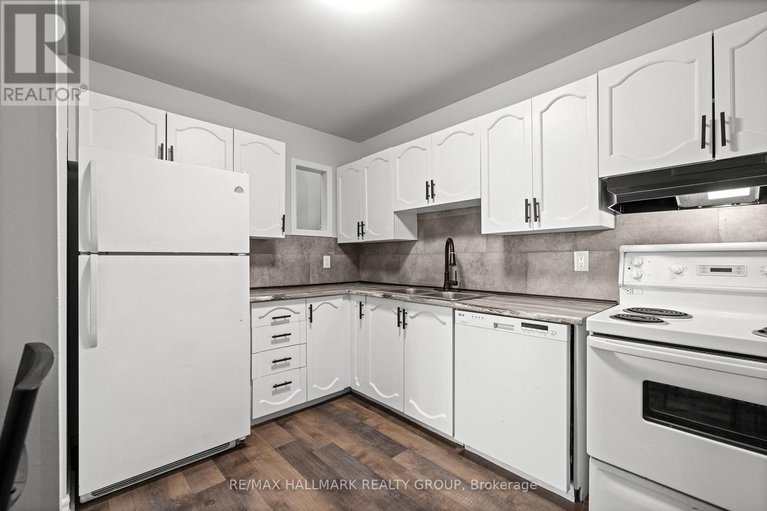 29300116/1083-millwood-court/convent-glen-north/ottawa/ontario/K1C3E9_10