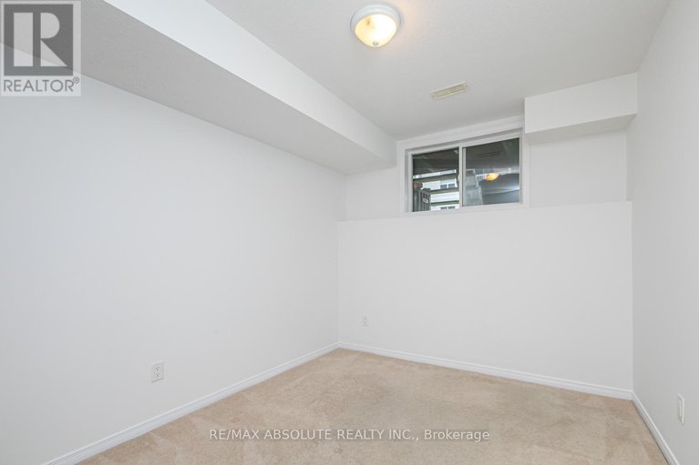 28229768/246-gershwin/westcliffe-estates/ottawa/ontario/K2H1G5_24