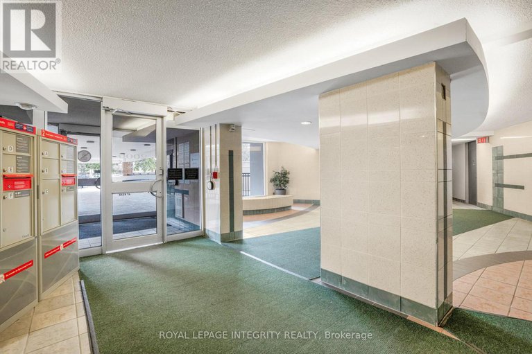 29435373/1110-2000-jasmine-crescent/beacon-hill-south/ottawa/ontario/K1J8K4_30