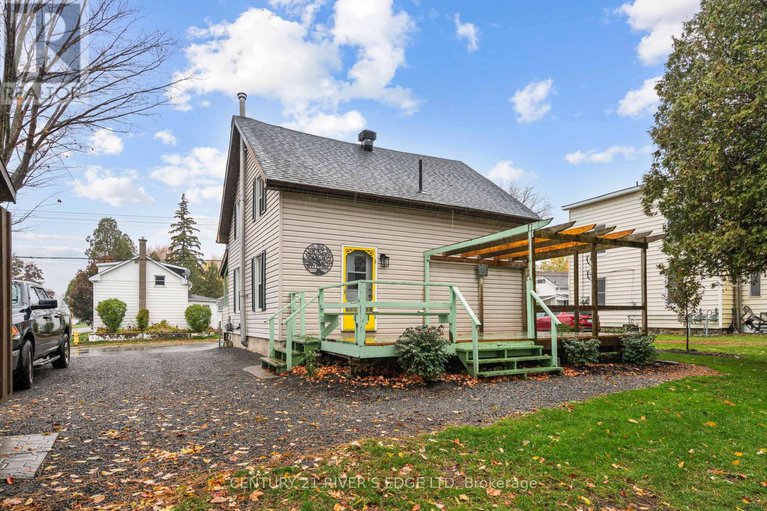 29055239/61-augusta-street/morrisburg/south-dundas/ontario/K0C1X0_24