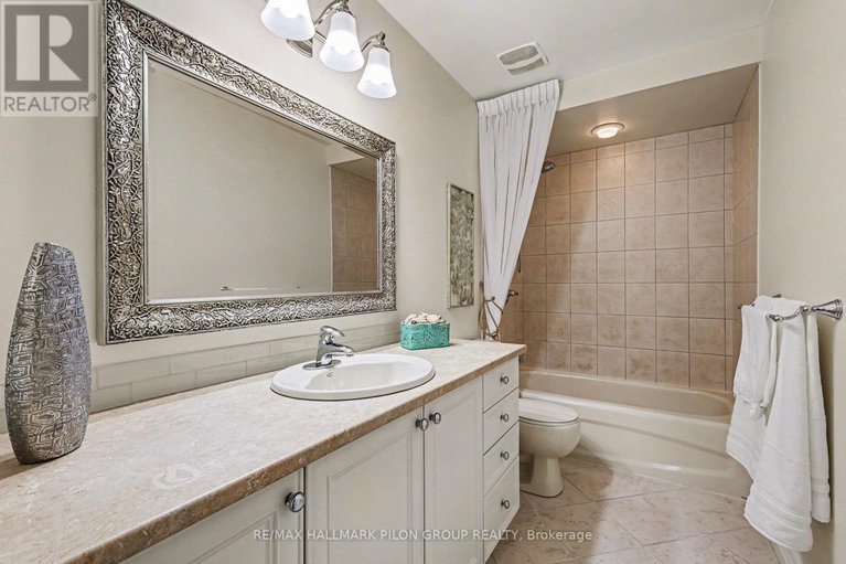 29503146/163-copperwood-street/convent-glen-north/ottawa/ontario/K1C7S3_18