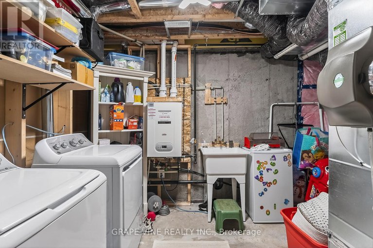 29145607/2005-postilion-street/btwn-franktown-rd-fallowfield-rd/ottawa/ontario/K0A2Z0_34