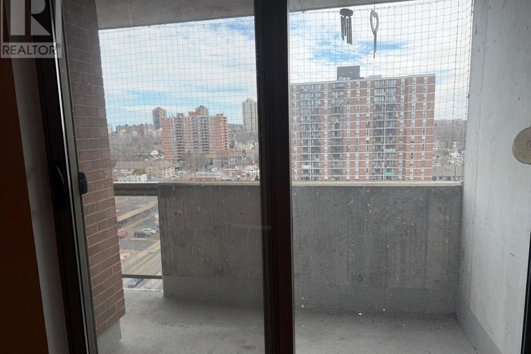 29528006/1203-200-lafontaine-avenue/vanier/ottawa/ontario/K1L8K8_8