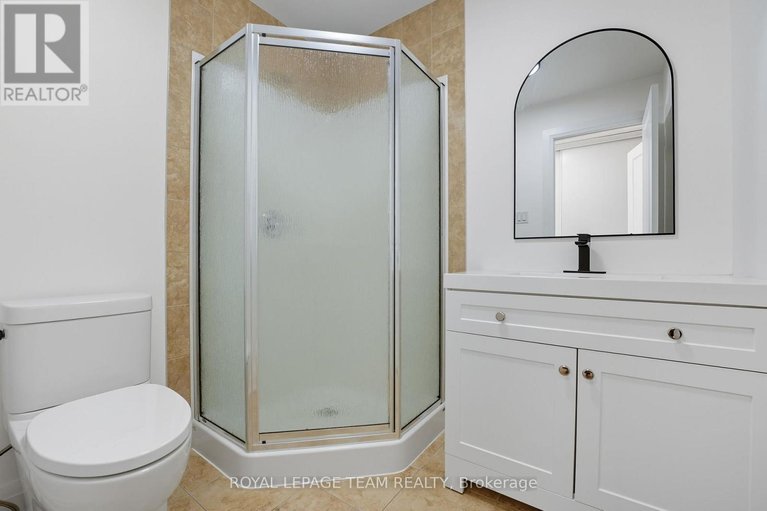 29259375/1512-clementine-boulevard/billings-bridge/ottawa/ontario/K1H8E9_23