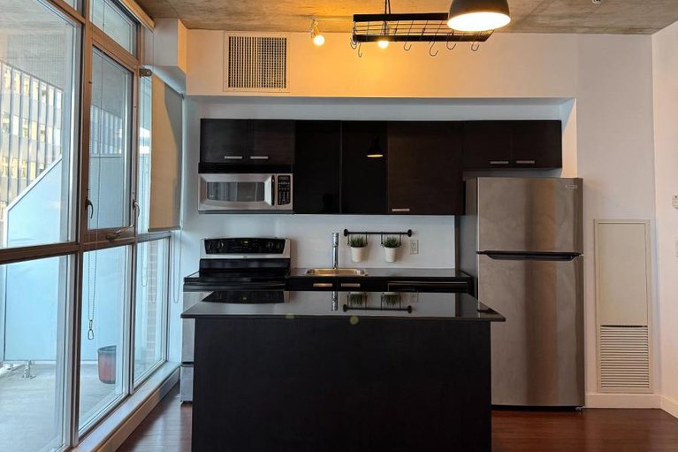 28611672/1004-179-george-street-s/lower-townbyward-market/ottawa/ontario/K1N1J8_5