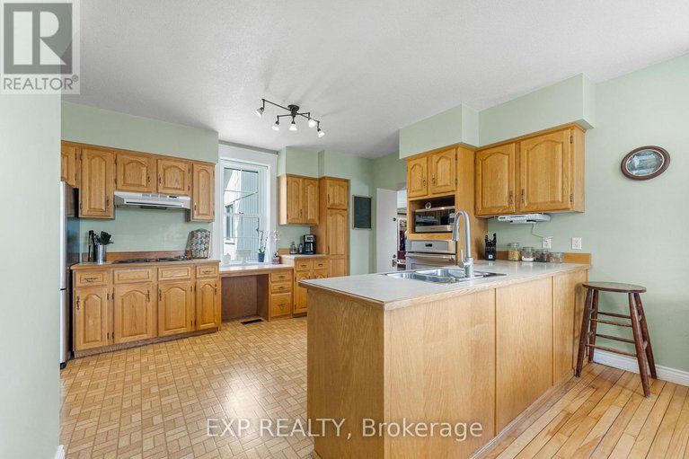 28764518/1382-lochwinnoch-road/horton-twp/horton/ontario/K7V3Z4_15