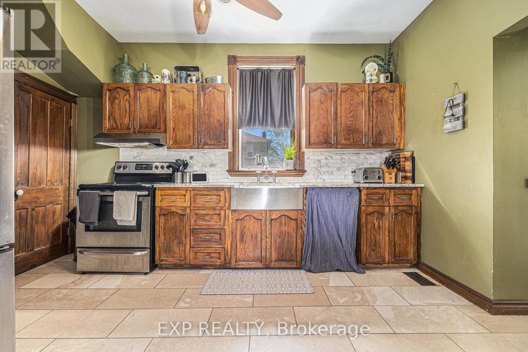 28427101/1589-river-road/mcnabbraeside-twps/mcnabbraeside/ontario/K0A1G0_11