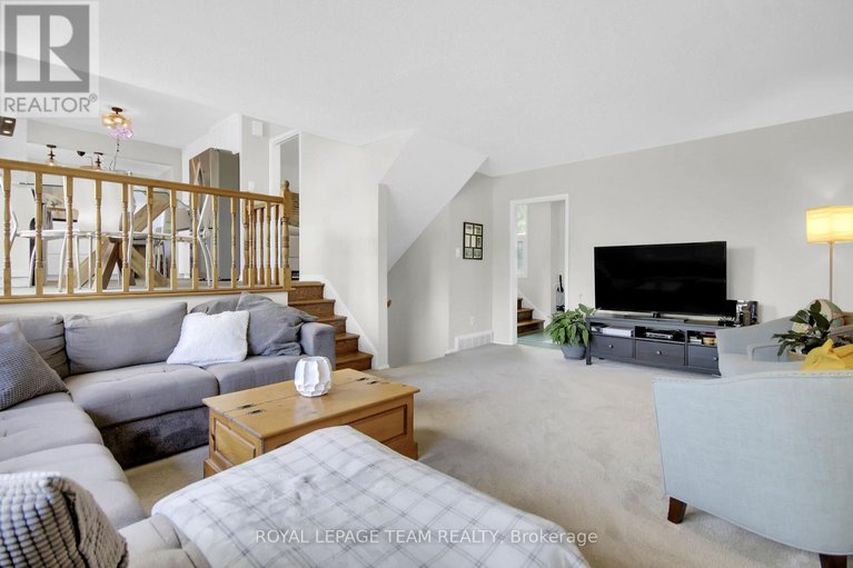 28803295/87-pentland-place/beaverbrook/ottawa/ontario/K2K1V9_18