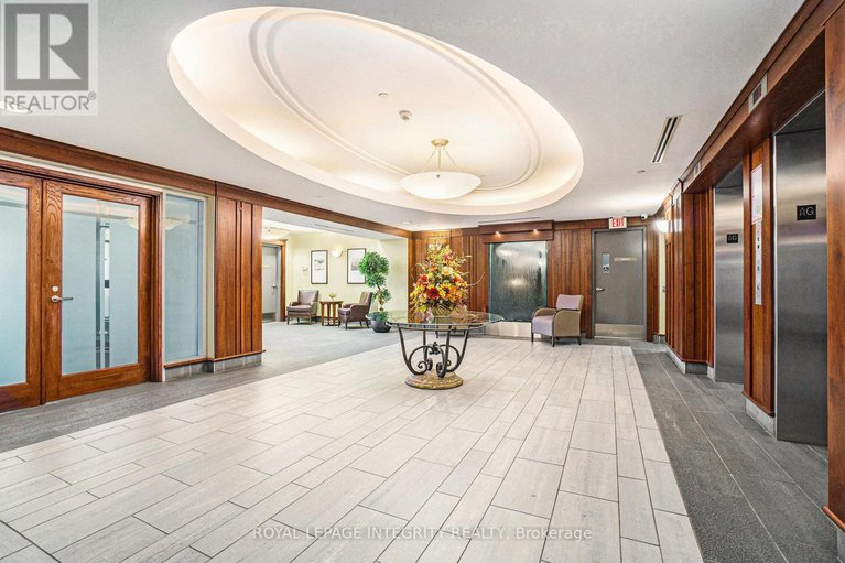28847380/704-136-darlington-private/hunt-clubwestern-community/ottawa/ontario/K1V0X6_4