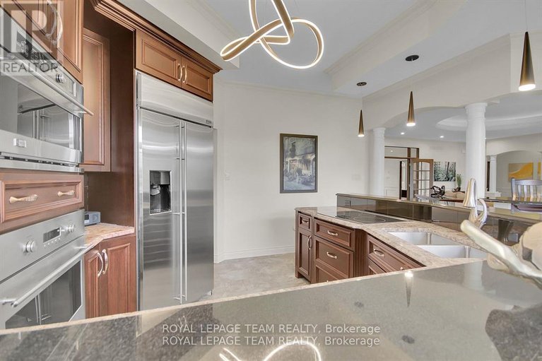 28487083/5591-manotick-main-street/manotick-village-manotick-estates/ottawa/ontario/K4M1A4_14