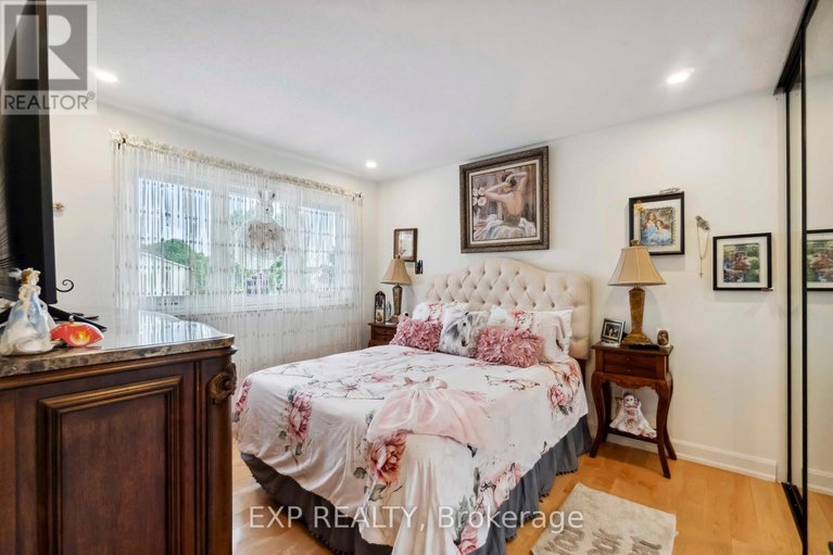 28986879/2092-legrand-crescent/queenswood-heights-south/ottawa/ontario/K1E3T6_19