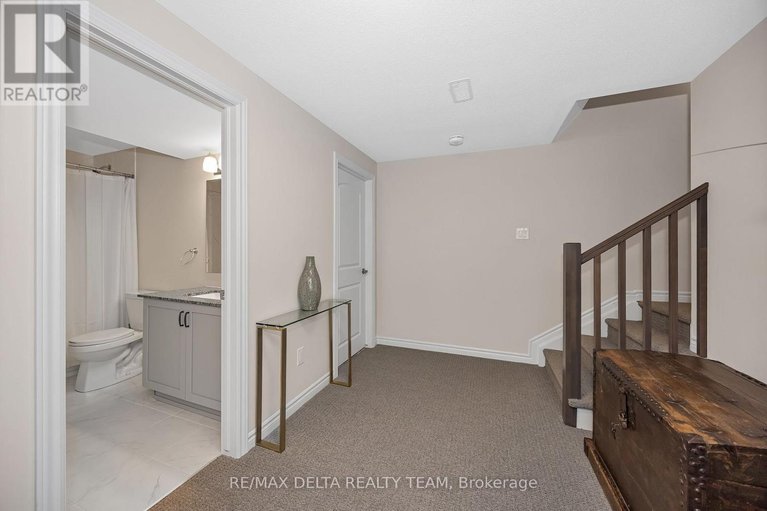 29635219/748-vennecy-terrace/orleans-village/ottawa/ontario/K1W1H2_32