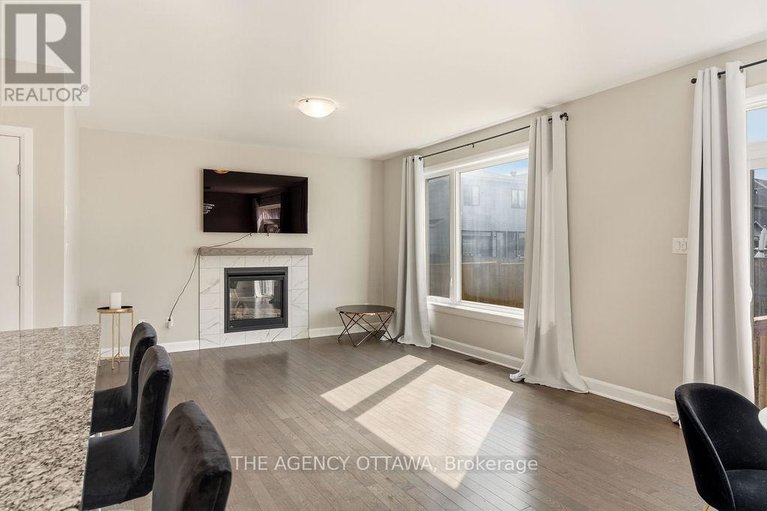 29672100/336-barrett-farm-drive/blossom-parkkemp-parkfindlay-creek/ottawa/ontario/K1T0X8_10