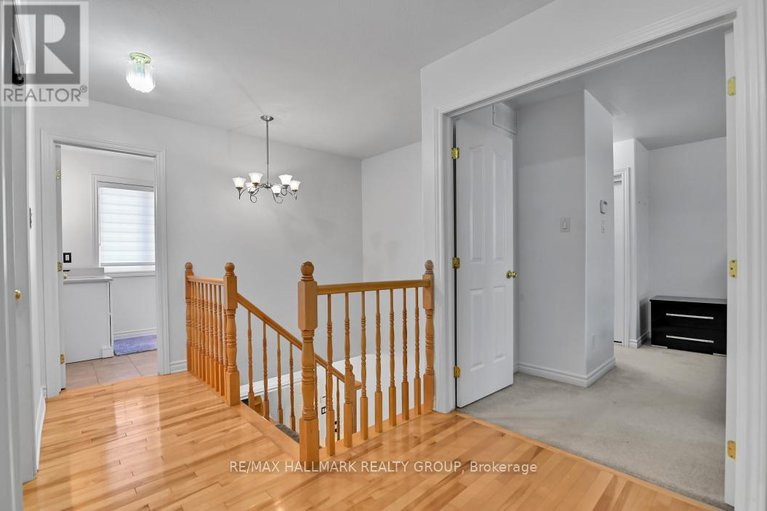 29253973/702-mud-creek-crescent/riverside-southgloucester-glen/ottawa/ontario/K1V1W3_14