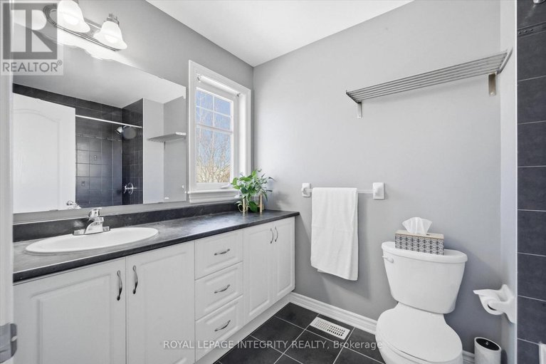 29422352/418-rochefort-circle/avalon-west/ottawa/ontario/K4A0M8_20